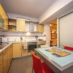 Apartment Blloku Unique 3 Tirana
