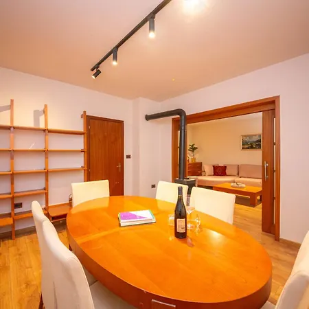 Apartament Blloku Unique 3