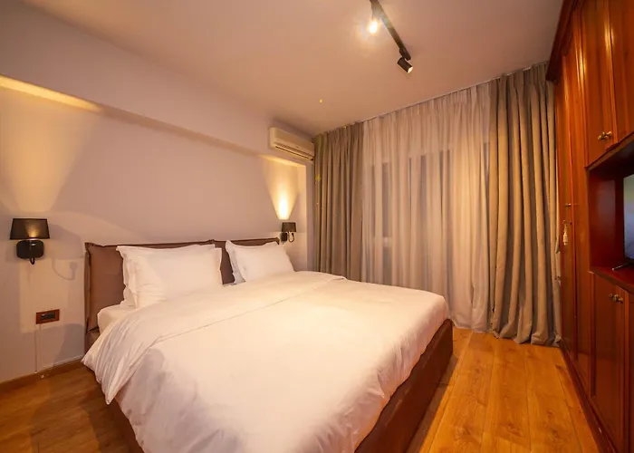 Apartamento Blloku Unique 3 *